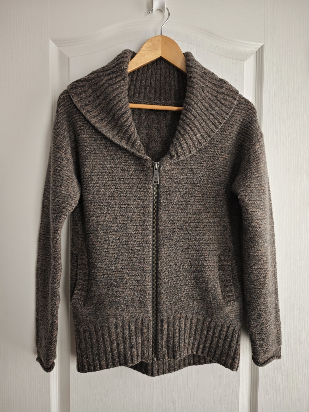 Aritzia TNA Women's zip-up Wool Sweater  - Brown